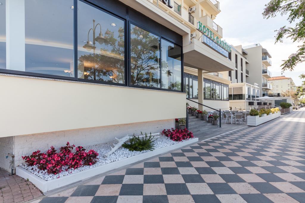Hotel Garden Cesenatico Exterior foto