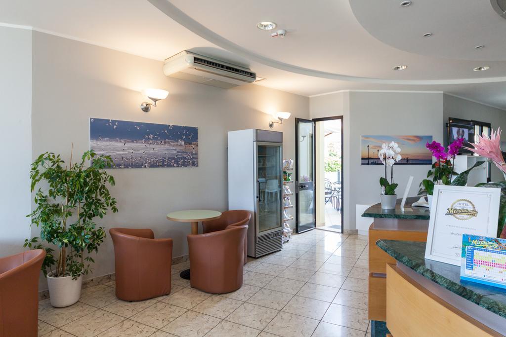 Hotel Garden Cesenatico Exterior foto